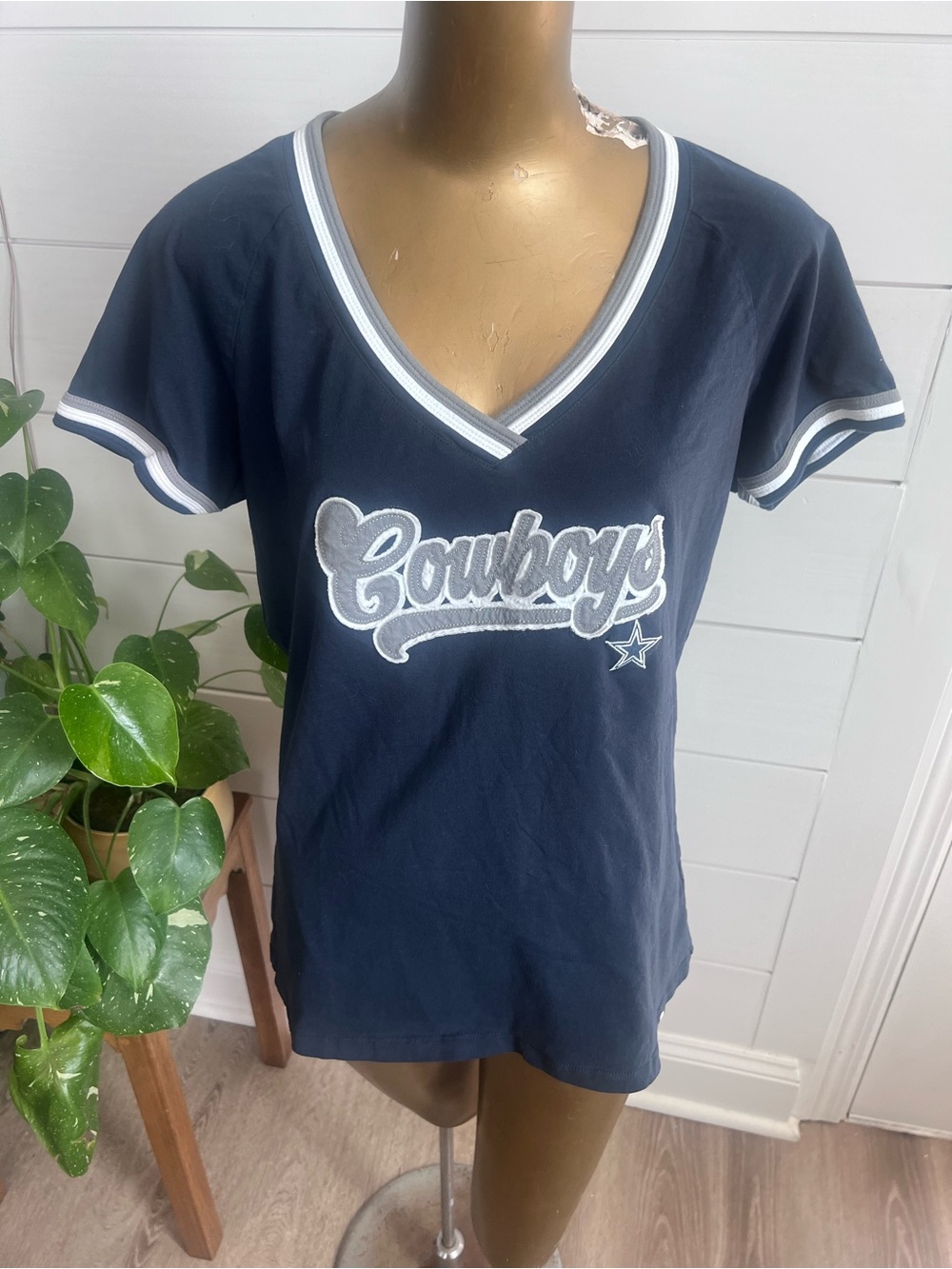 Cowboys Navy V-Neck Women’s ' Tee
